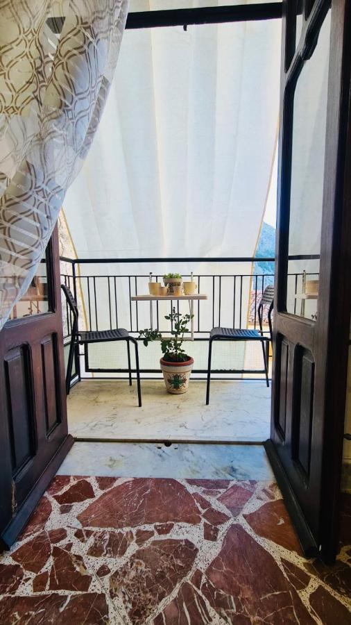 A Punta Terra Isnello Bed & Breakfast Exterior foto