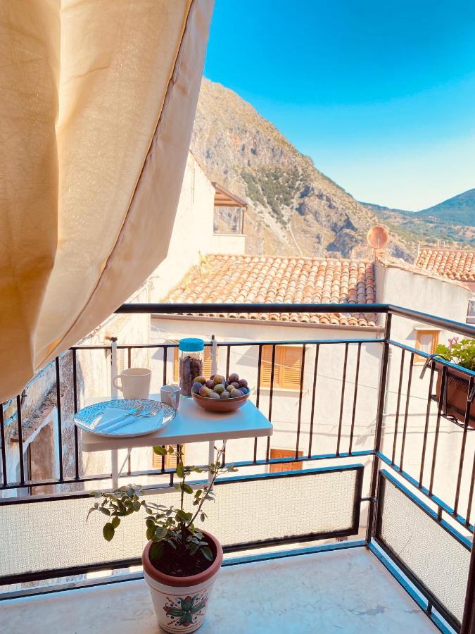 A Punta Terra Isnello Bed & Breakfast Exterior foto